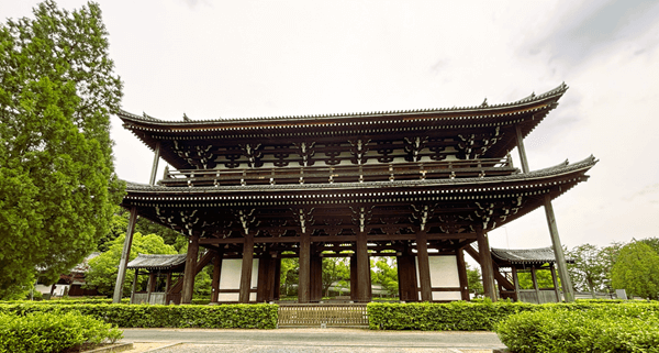 東福寺　三門